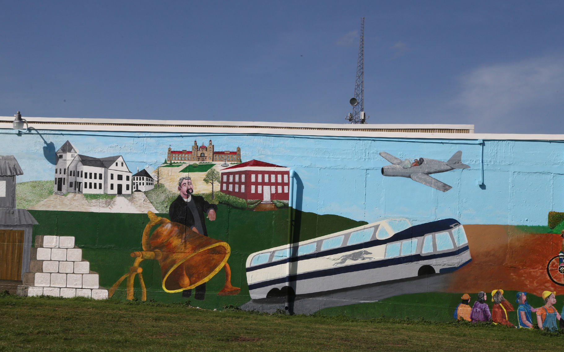 Diversified mural